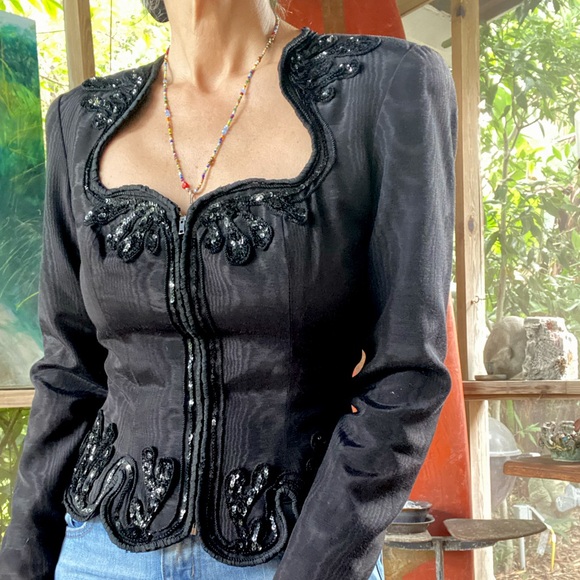 Vintage Fabrice sequence and silk waist jacket. Size small/extra small. - Picture 4 of 14